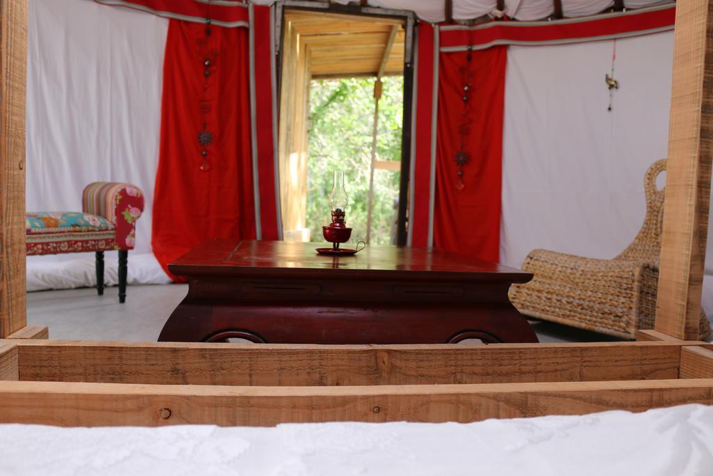 Le Domaine De La Genette Villa Paussac-et-Saint-Vivien Bagian luar foto